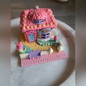 Polly Pocket Ice Cream Parlor